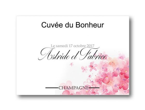 étiquette bouteille mariage champagne illustrée d'une aquarelle de pétales de roses
