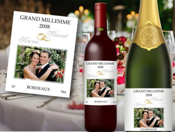 etiquette bouteille champagne et vin mariage thème alliances avec le portrait des mariés
